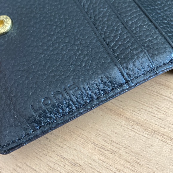Lodis Genuine Leather Black Kate Mini Zip Round Wallet - Picture 6 of 6